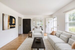 14_Miller_Lane_East_Hampton_NY_11937_(14_Miller_Ln2c_East_Hampton_high_resolution_Virtual_Staging) Medium